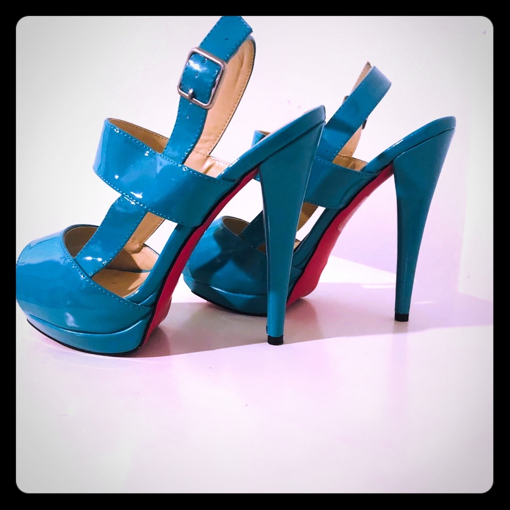 ShoeDazzle teal heels